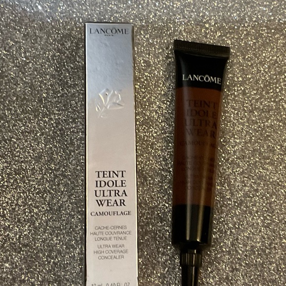 555 SUEDE C Lancôme Teint Idole Ultra Wear Concealer - Picture 3 of 9